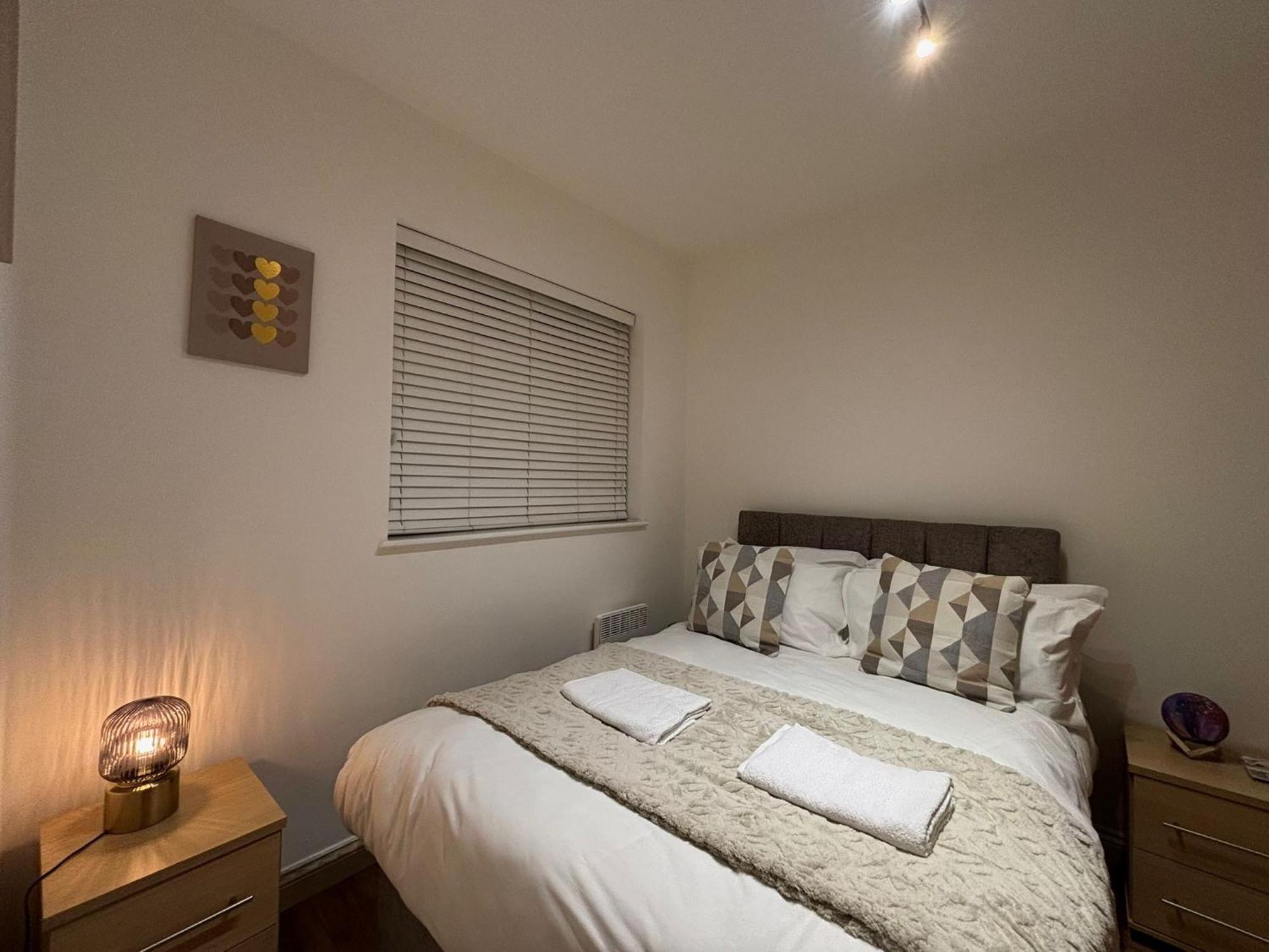 ברמינגהאם 24-7 Secured City Centre Apartments With Free Underground Parking And Wifi מראה חיצוני תמונה