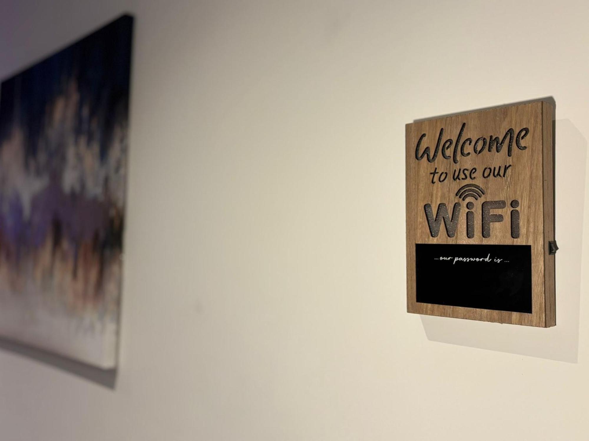 ברמינגהאם 24-7 Secured City Centre Apartments With Free Underground Parking And Wifi מראה חיצוני תמונה