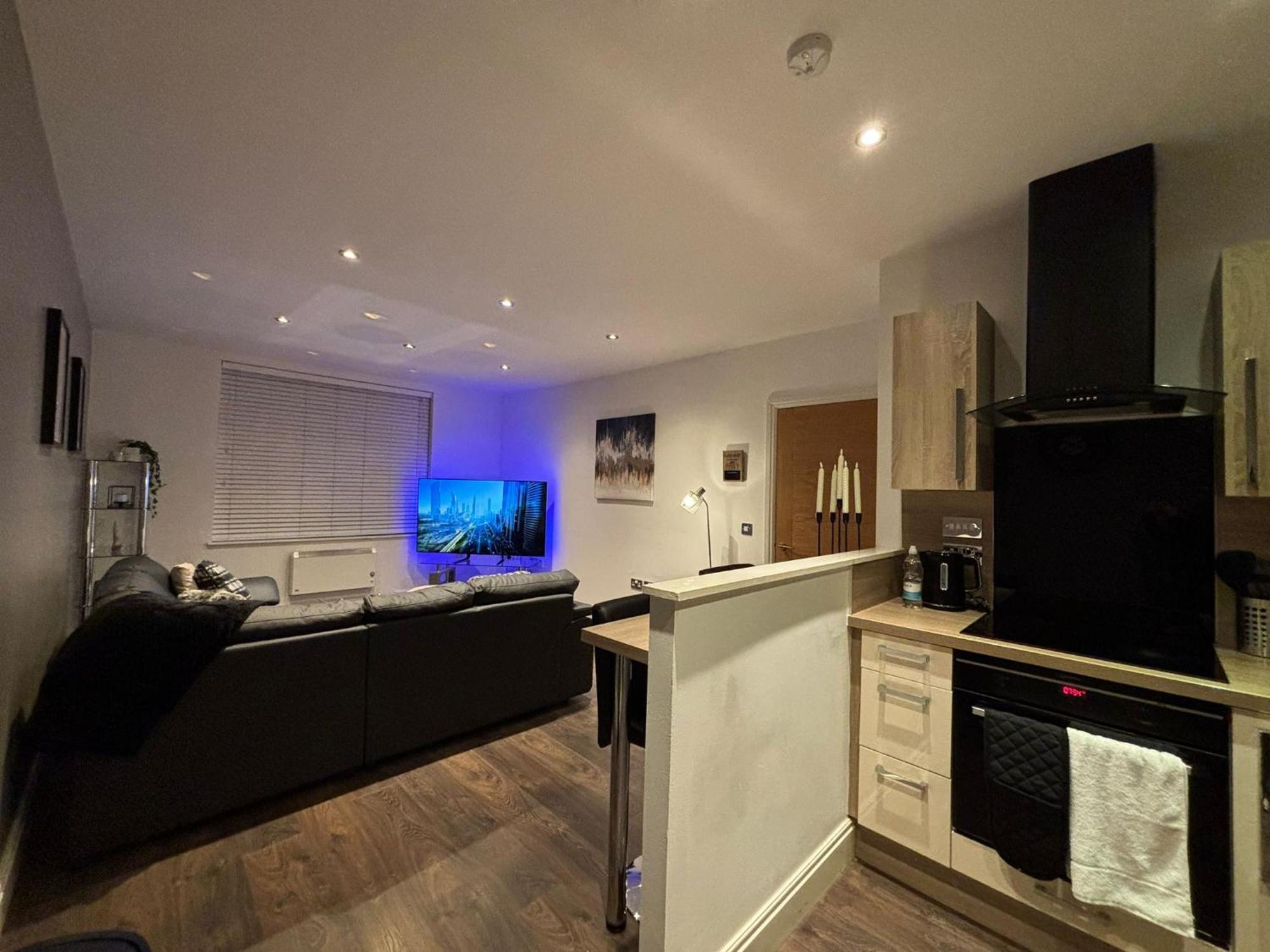 ברמינגהאם 24-7 Secured City Centre Apartments With Free Underground Parking And Wifi מראה חיצוני תמונה