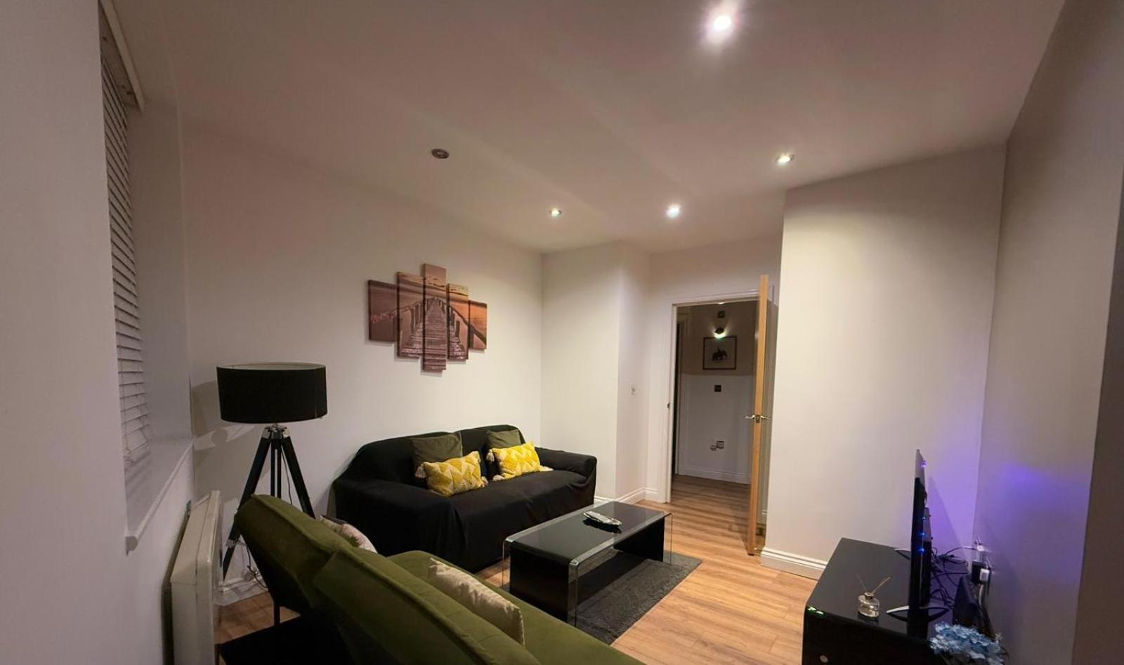 ברמינגהאם 24-7 Secured City Centre Apartments With Free Underground Parking And Wifi מראה חיצוני תמונה