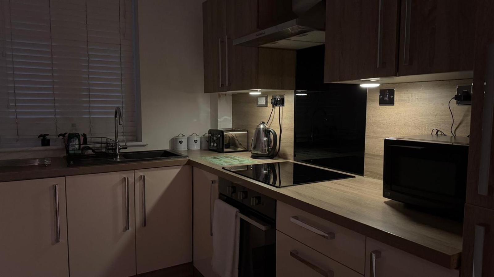 ברמינגהאם 24-7 Secured City Centre Apartments With Free Underground Parking And Wifi מראה חיצוני תמונה
