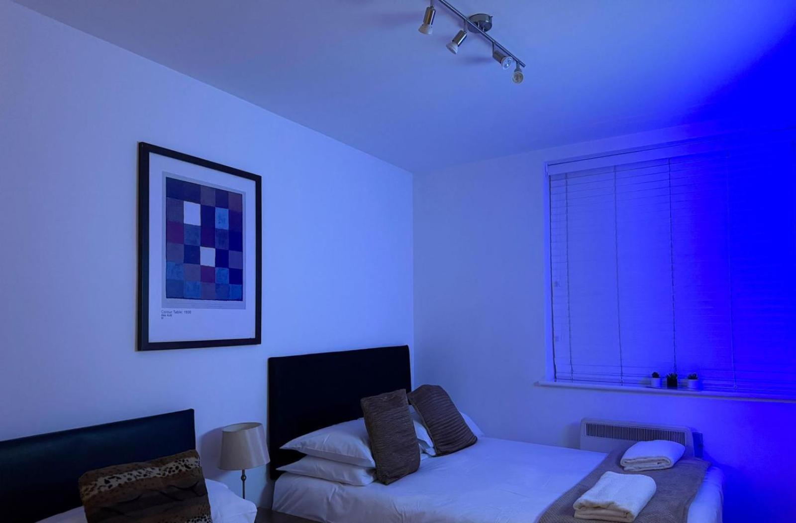 ברמינגהאם 24-7 Secured City Centre Apartments With Free Underground Parking And Wifi מראה חיצוני תמונה