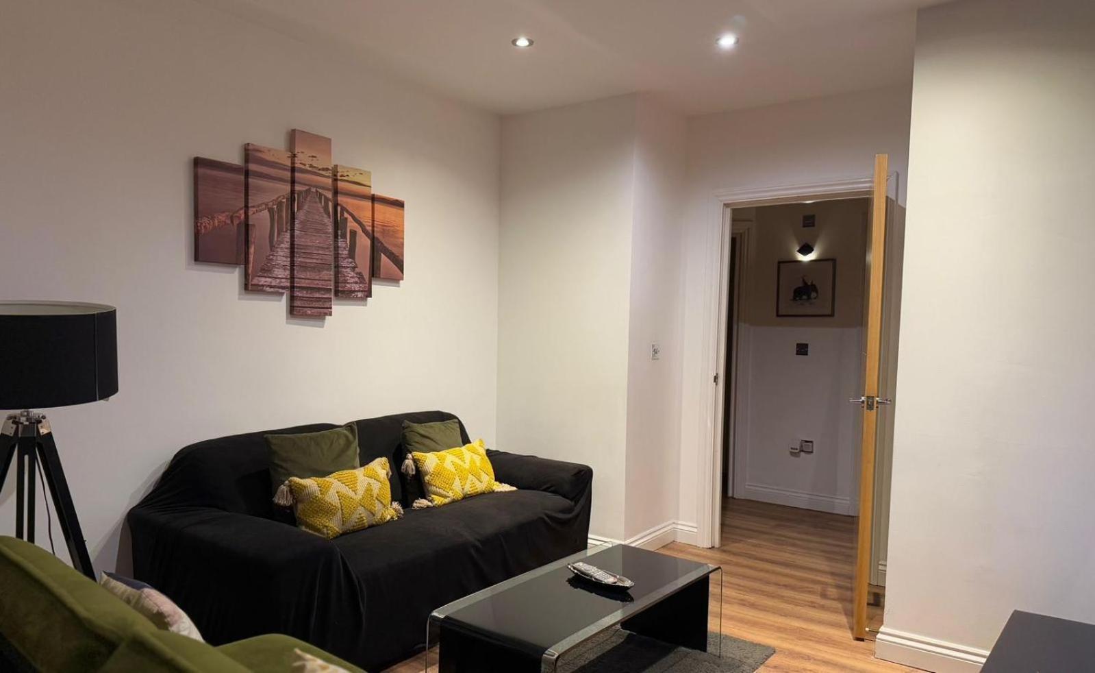 ברמינגהאם 24-7 Secured City Centre Apartments With Free Underground Parking And Wifi מראה חיצוני תמונה